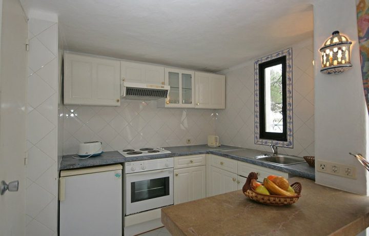 Prado do Golf Standard villa Kitchen interior